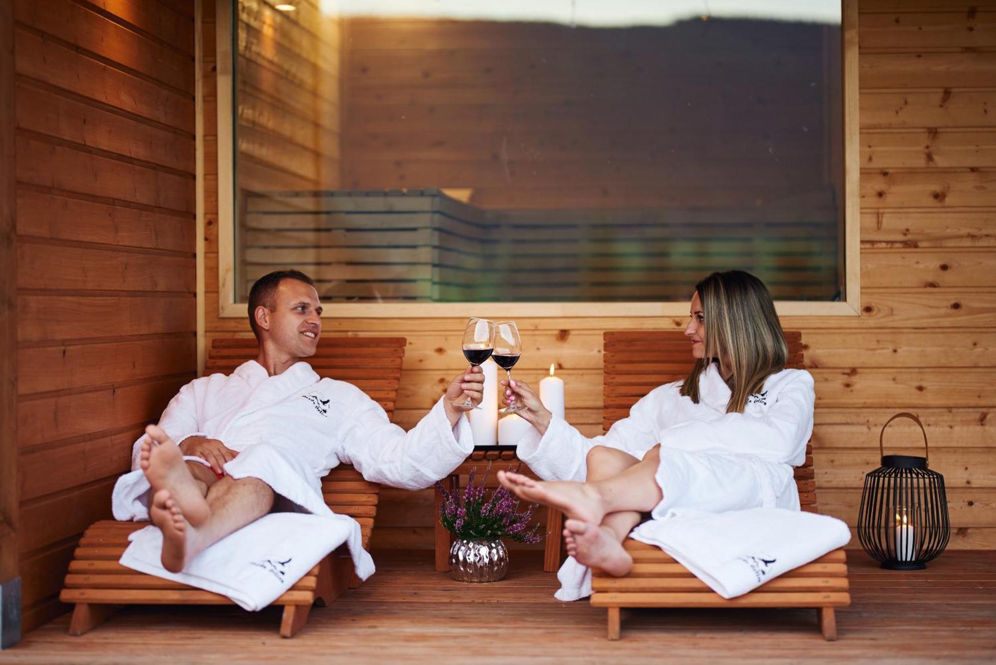 Osada Orlica Klimatyczne Domki Z Widokiem Na Gory I Termalnym Spa Sauna Jacuzzi 4 Km Od Zieleniec Ski Arena Lasowka Dış mekan fotoğraf