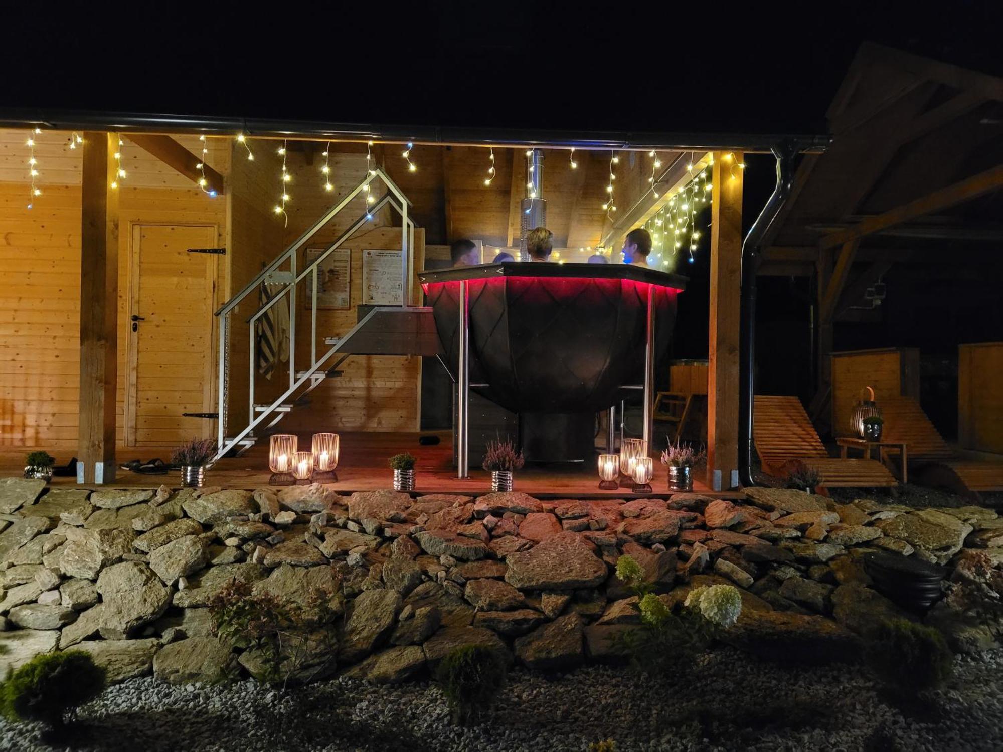 Osada Orlica Klimatyczne Domki Z Widokiem Na Gory I Termalnym Spa Sauna Jacuzzi 4 Km Od Zieleniec Ski Arena Lasowka Dış mekan fotoğraf